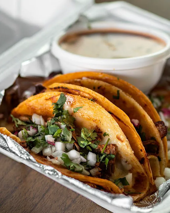 Zapatas Street Food Picture 1