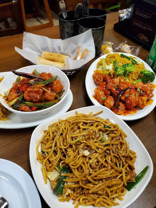 TIKKA π KABAB- Halal Restaurant Picture 7