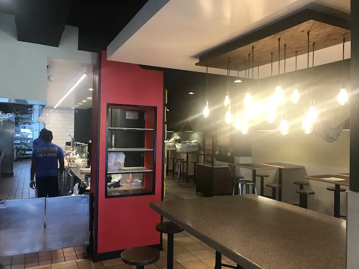 QDOBA Mexican Eats Picture 9