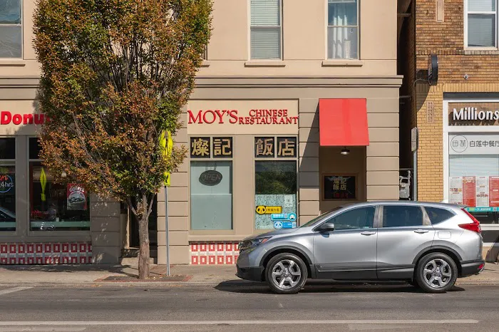 Moy's Chinese Restaurant Picture 2