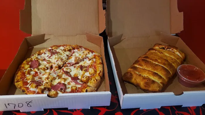 Halwani's Pizza & Stromboli - Grandview Location Picture 1