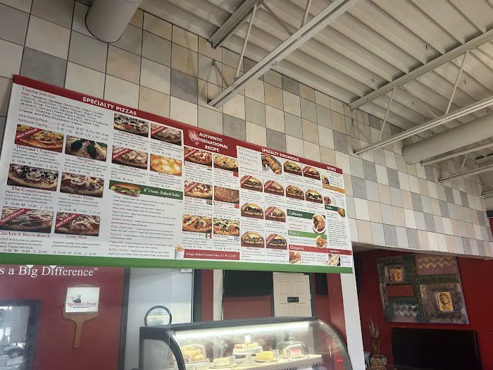 Halwani's Pizza & Stromboli - Grandview Location Picture 4
