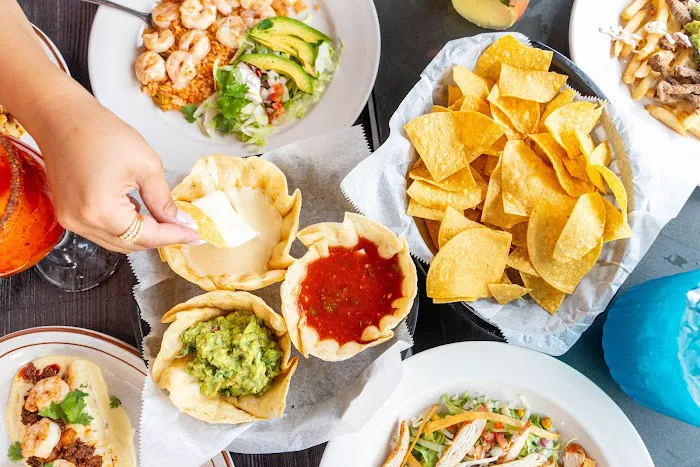Plaza Mexican Grill & Bar Picture 2