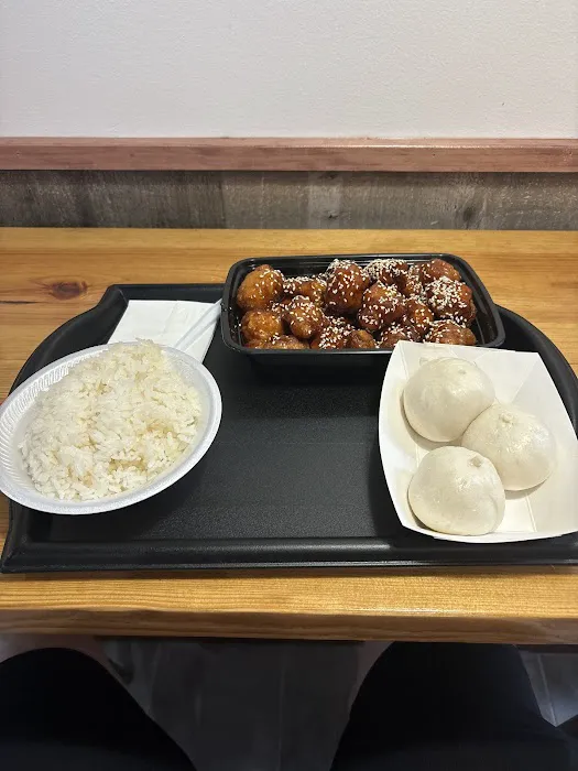 Buckeye Wok Express Picture 1
