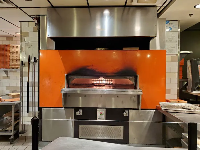 Blaze Pizza Picture 10