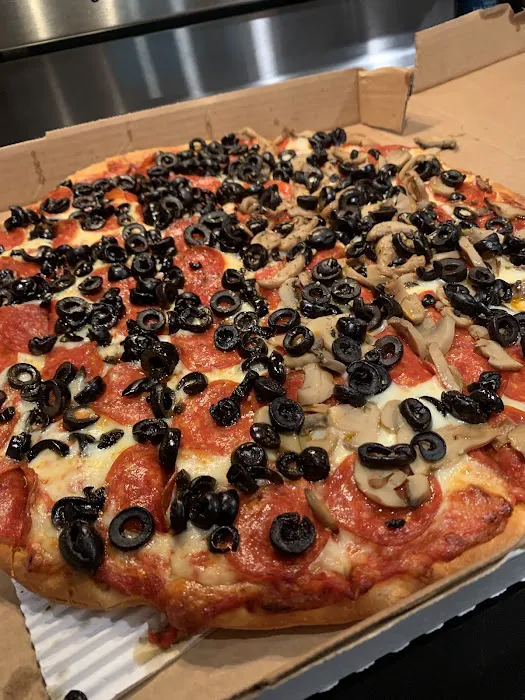 Possum Holler Pizza Picture 6