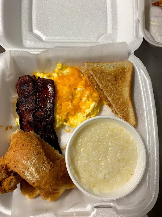 Eddy's Chicken And Waffles Picture 9