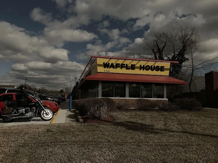 Waffle House Picture 2