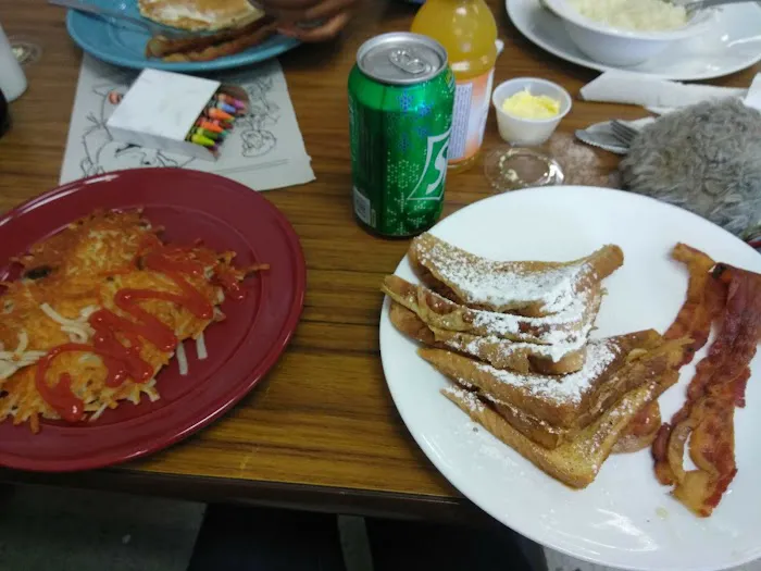 Howdy's Deli Picture 6