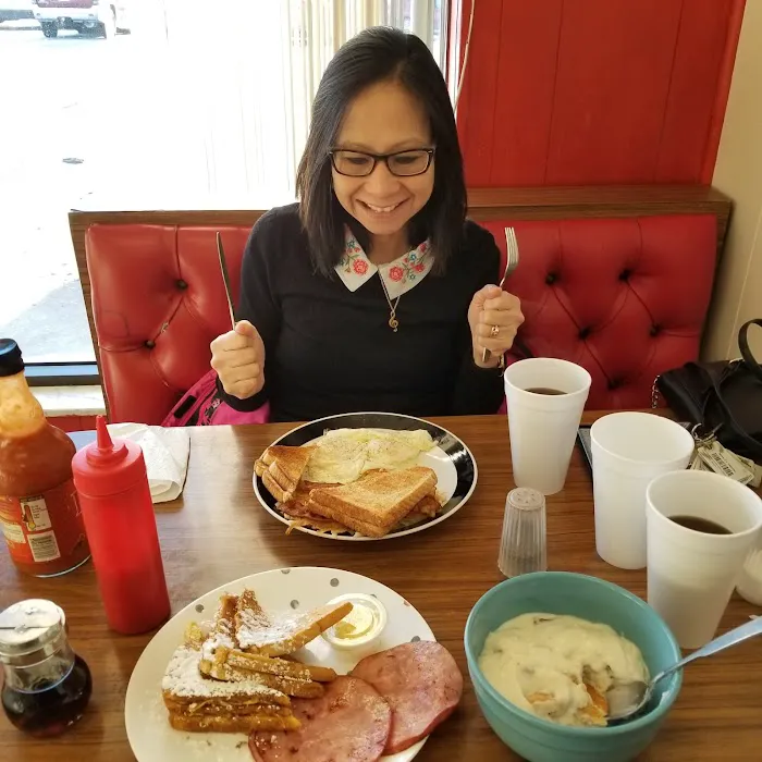 Howdy's Deli Picture 4