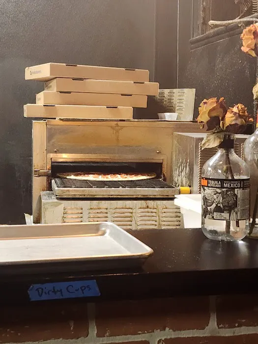 Ledos Pizza Co. Picture 5