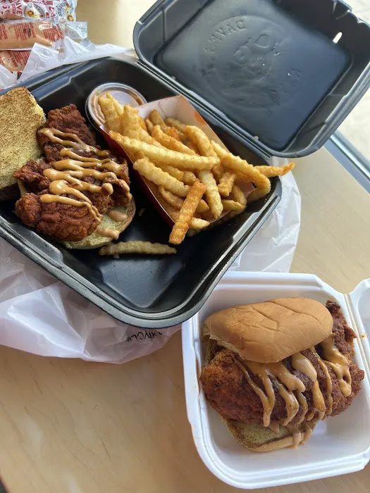 Dave's Hot Chicken Picture 1