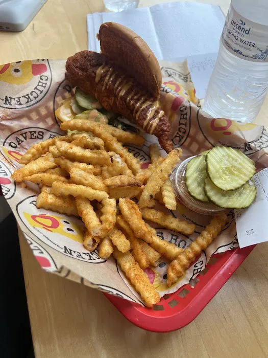 Dave's Hot Chicken Picture 4