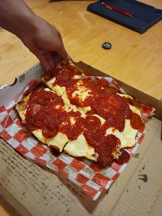 Square Slice Pizzeria Picture 10