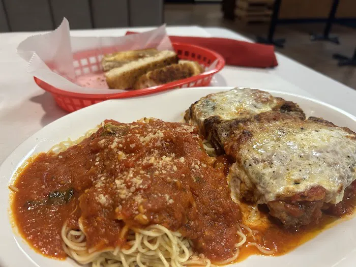 Pasta Villa Italian Restaurant & Pizzeria Picture 5