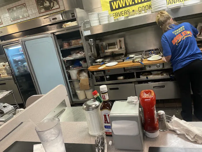Waffle House Picture 9