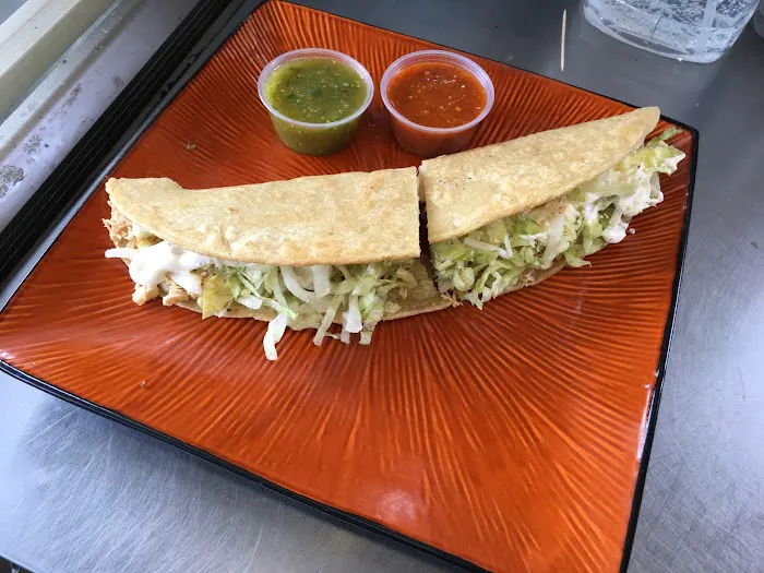 El Huarache Veloz Taco Stand Picture 4
