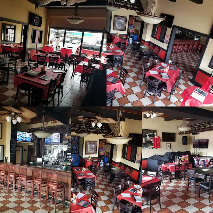 Red Door Tavern Picture 2