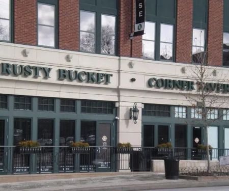 Rusty Bucket Restaurant and Tavern