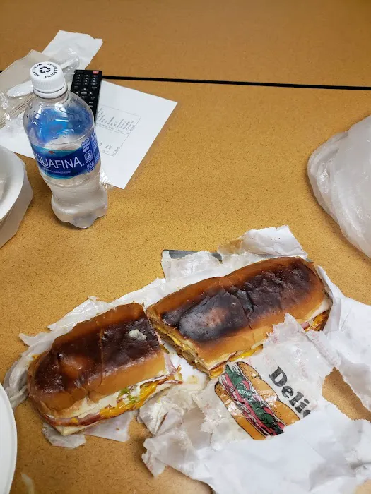 Susie's Sub Shop Picture 10