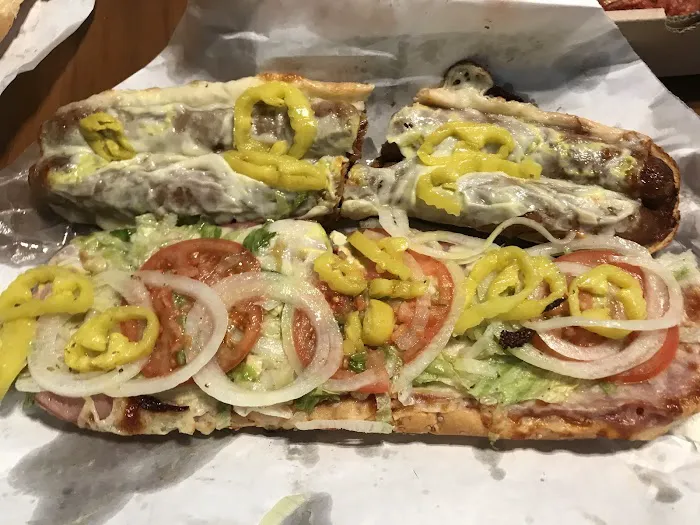 Susie's Sub Shop Picture 9