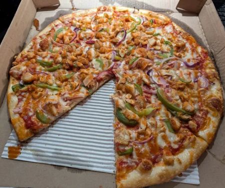 Auzy’s Pizza & Chicken