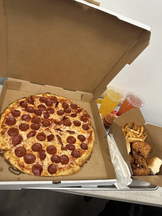 Auzy’s Pizza & Chicken Picture 6