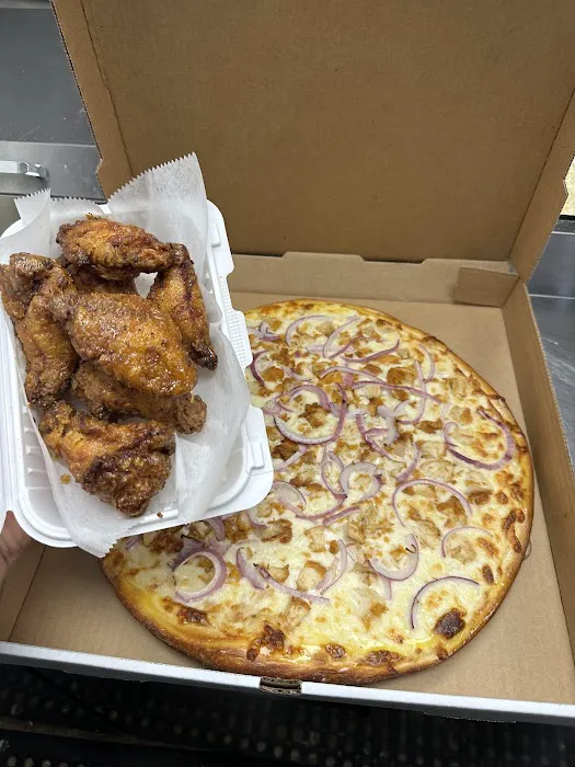 Auzy’s Pizza & Chicken Picture 7