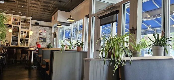 Harvest Bar + Kitchen - Clintonville Picture 2