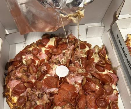 Josie's Pizza Hilltop