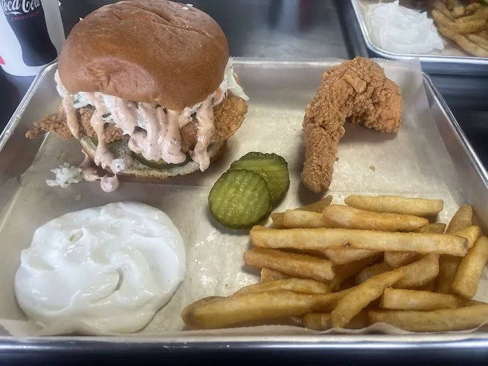 Overdose Hot Chicken Picture 9