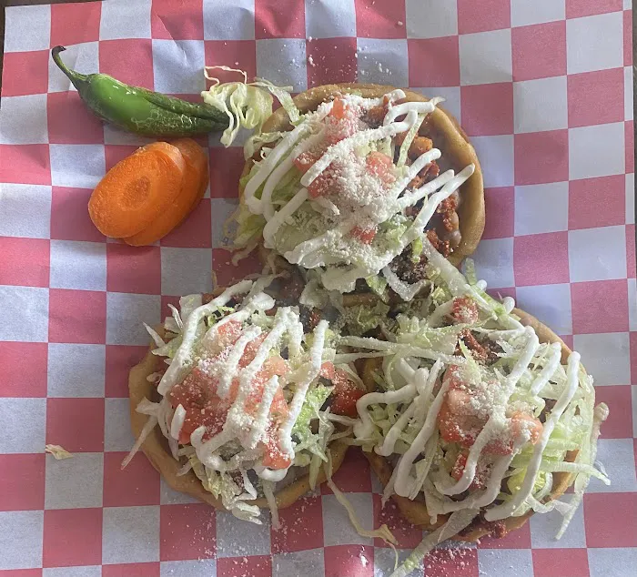 Taquería Los Dos Potrillos De Jalisco Picture 7