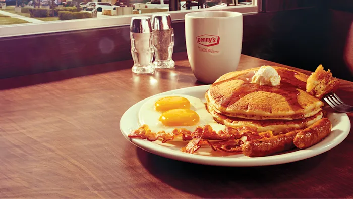 Denny's Picture 3