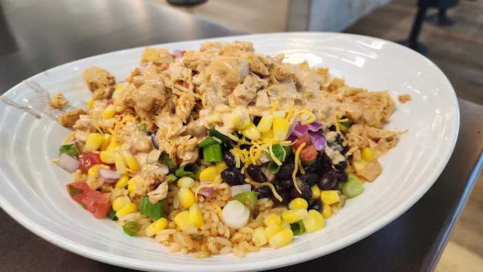 CHOP5 Salads & Bowls Picture 4