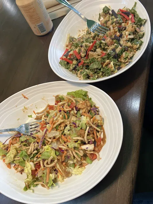 CHOP5 Salads & Bowls Picture 6