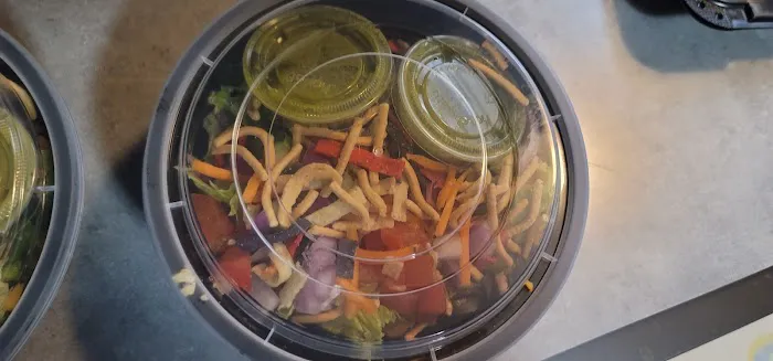 CHOP5 Salads & Bowls Picture 9