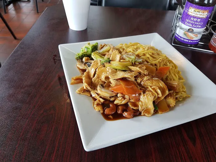Pho Asian Noodle House & Grill Picture 7