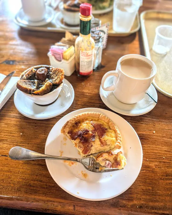 La Chatelaine French Bakery and Bistro Picture 4