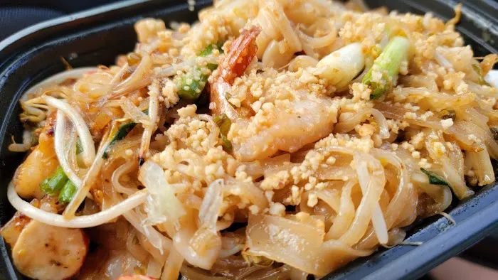 Bangkok Grocery & Restaurant Picture 4