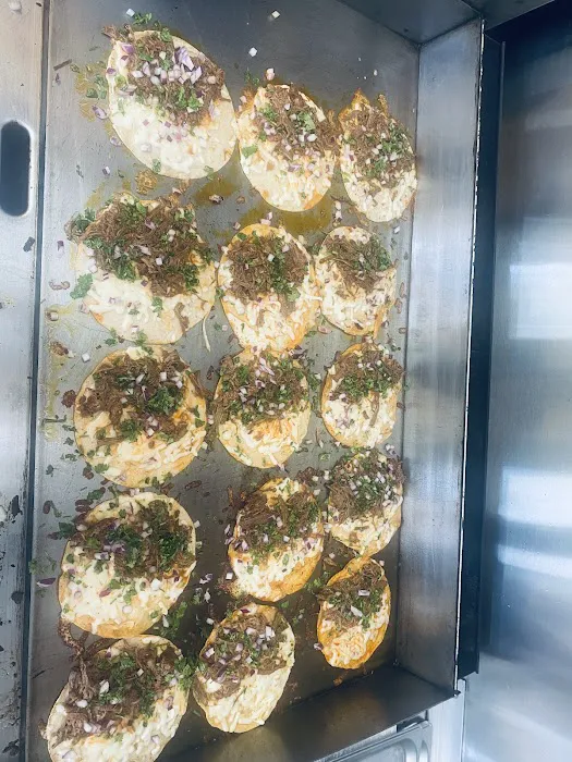 Taqueria Dos Hermanas Picture 6