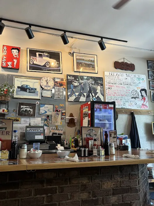 George's Beechwold Diner Picture 8