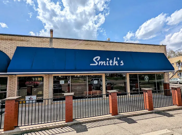 Smith's Restaurant and Deli Picture 4