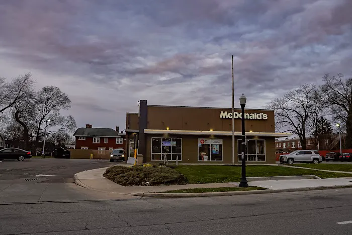 McDonald's Picture 2