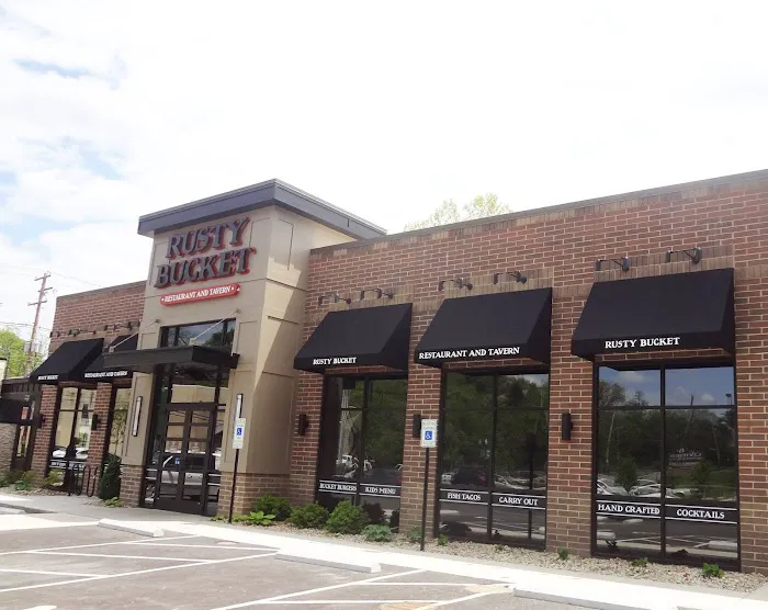Rusty Bucket Restaurant and Tavern Picture 2