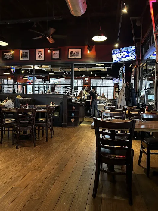 Rusty Bucket Restaurant and Tavern Picture 3