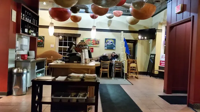 Aladdin's Eatery Clintonville Picture 7