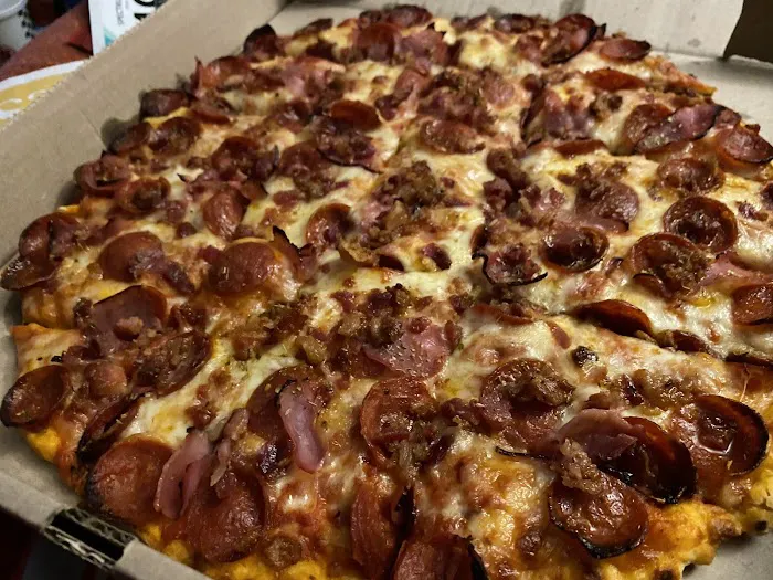 Bella's Pizza Picture 3