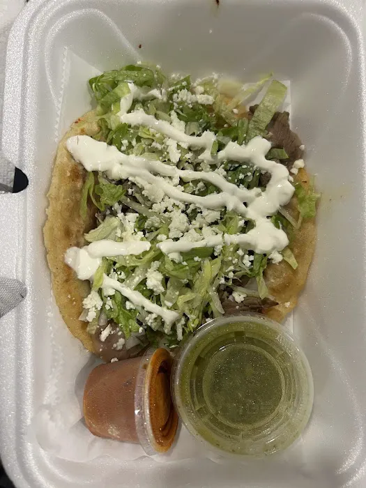 Chikys Tacos Picture 4