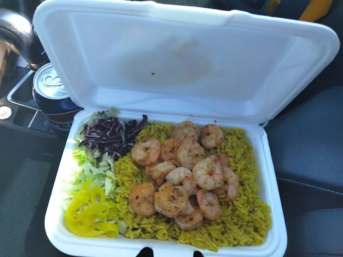 Plate’s Meats over Rice Picture 4