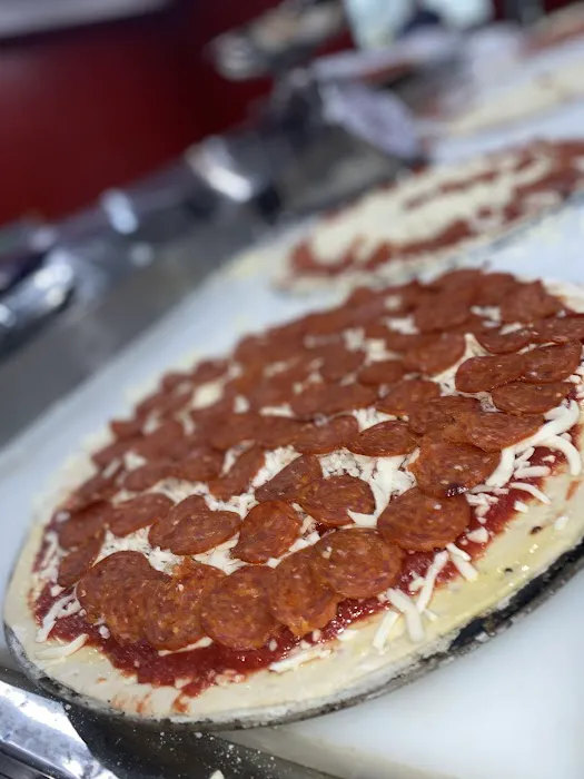 Givanni's Pizzeria Picture 2